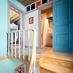 Enjoy Golden Horn Views From Tangerine House